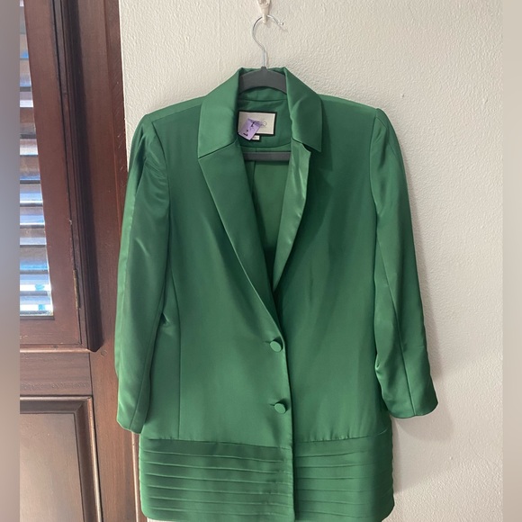 Alexis Oskari Blazer Dress - Picture 3 of 8